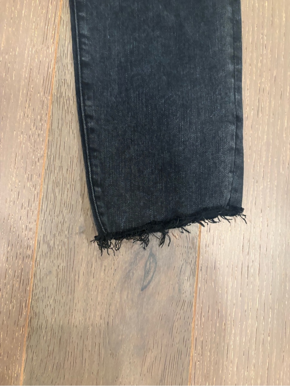 American Eagle $60 Next Level Stretch Hi-Rise Raw Hem Skinny Jeans Black 10 Long - Picture 3 of 12